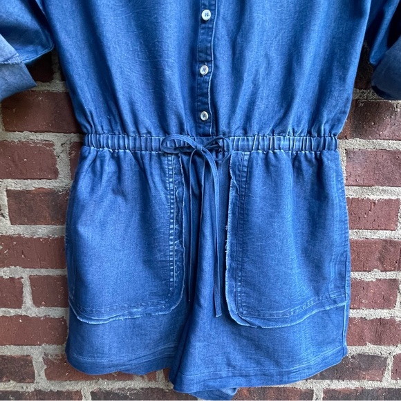 Very J Blue Lightweight Denim Jean Romper Size Small - Picture 5 of 13